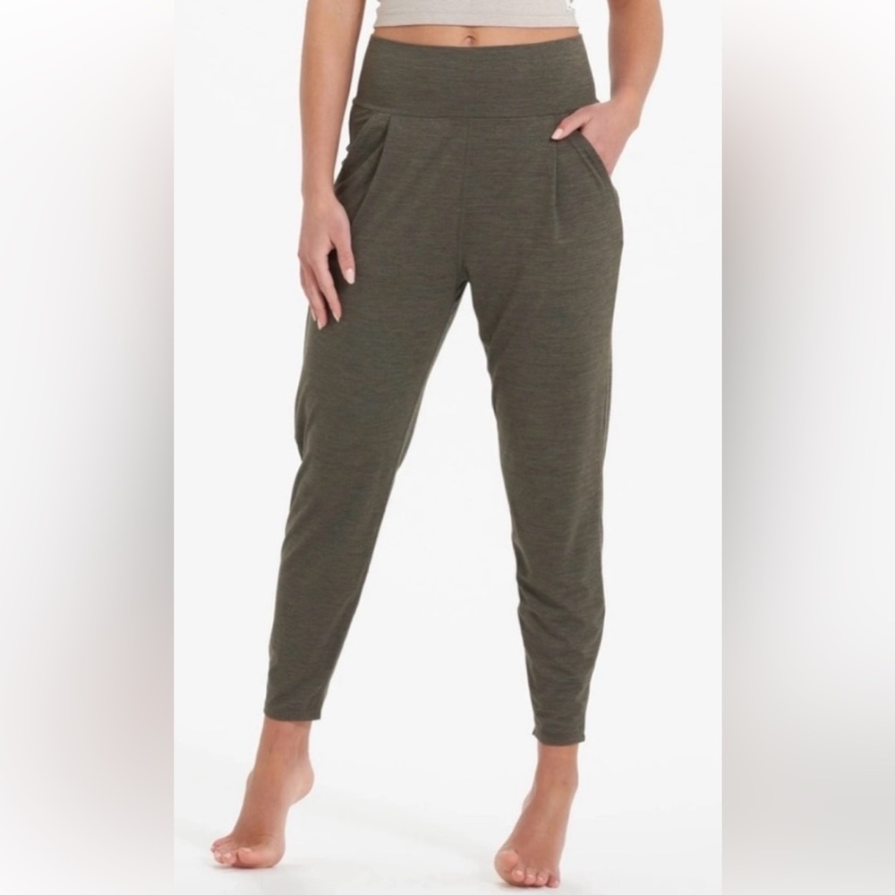Vuori Harem Lux Oregano Heather High Rise Workout Jogger Size Medium